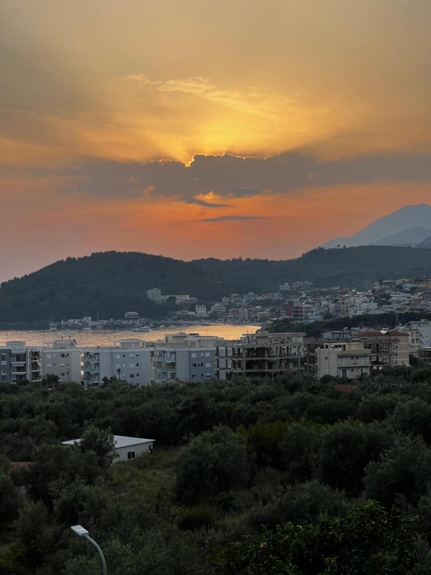 Kalesma Himare Apartment Exterior photo